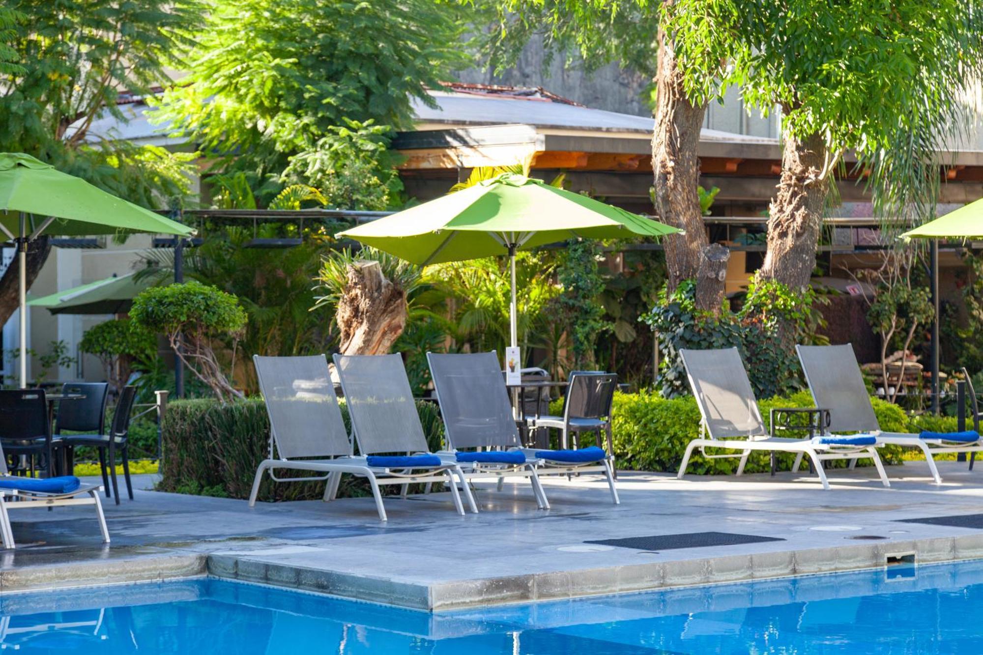Plaza Camelinas Hotel Querétaro Eksteriør billede