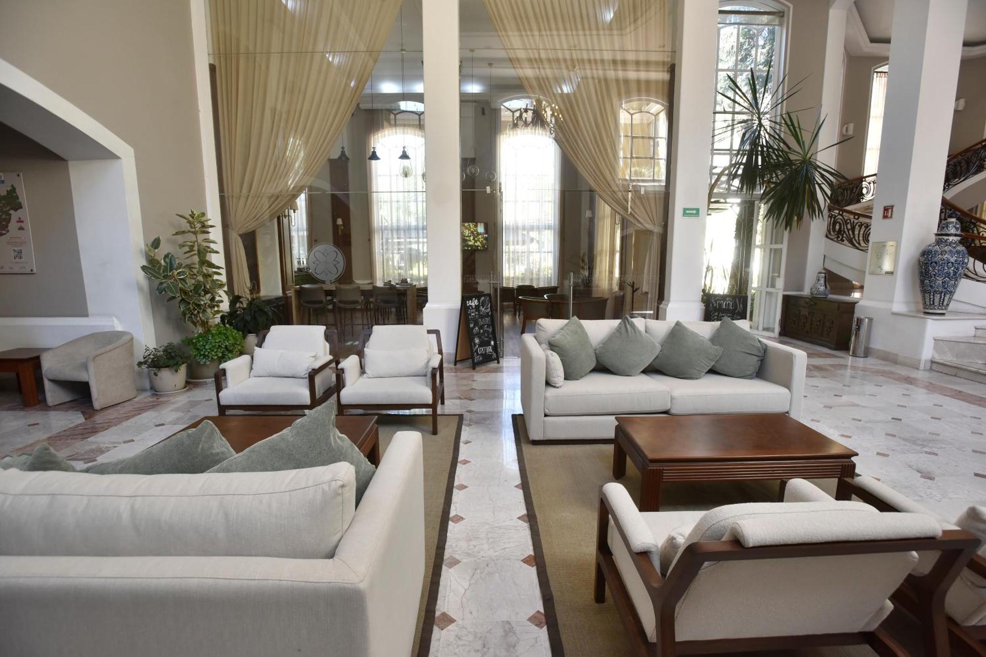 Plaza Camelinas Hotel Querétaro Eksteriør billede